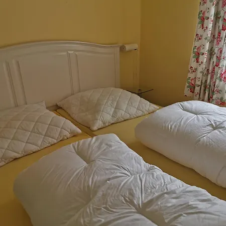 Rosa Canina, W5 Apartman